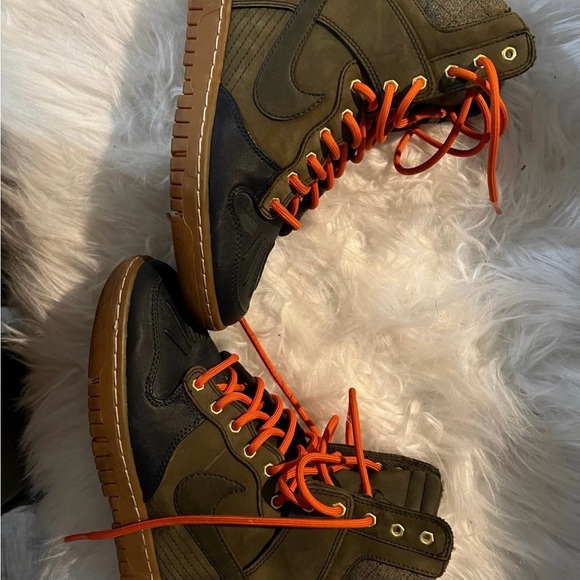 Nike Shoes - Size 7 - Nike Dunk Sky Sneakerboot High Dark Loden W